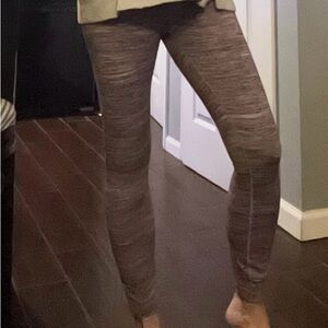 Lululemon leggings!